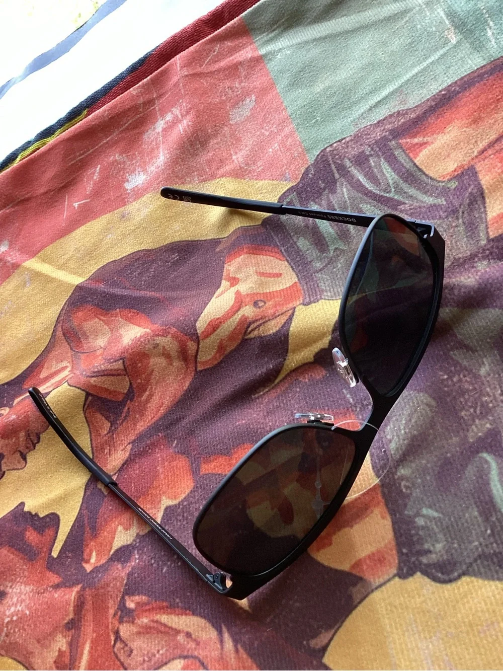NWT Dockers metal & plastic polarized sunglasses unisex